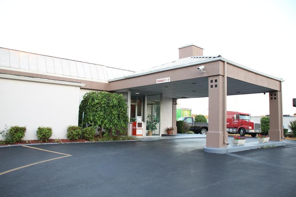 Shelbyville Inn - Shelbyville, Tn 37160 Esterno foto